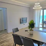 Apartament Beachfront & Sea View 101 - Happy *
