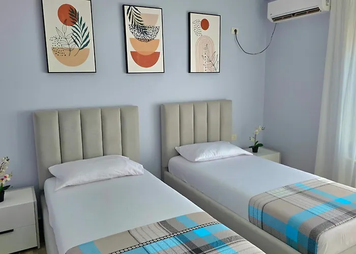 Beachfront & Sea View 101 - Happy *