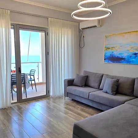 Beachfront & Sea View 101 - Happy *