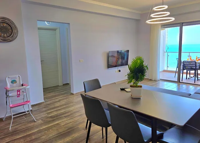 Beachfront & Sea View 101 - Happy * Durrës